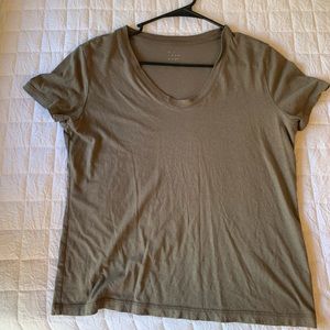 Gray scoop neck tee